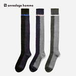 アンリアレイジ オム×シックストックス、起毛素材＆切り替え配色のハイソックス｜写真2