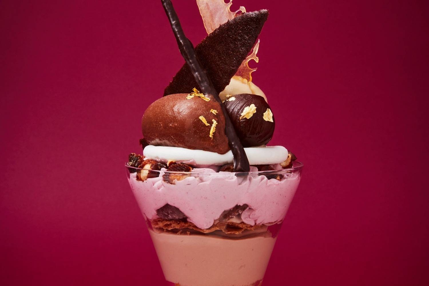 獺祭｜ショコラティエ パレドオール、栗×チョコレートの「獺祭」ジュレ入りパフェ