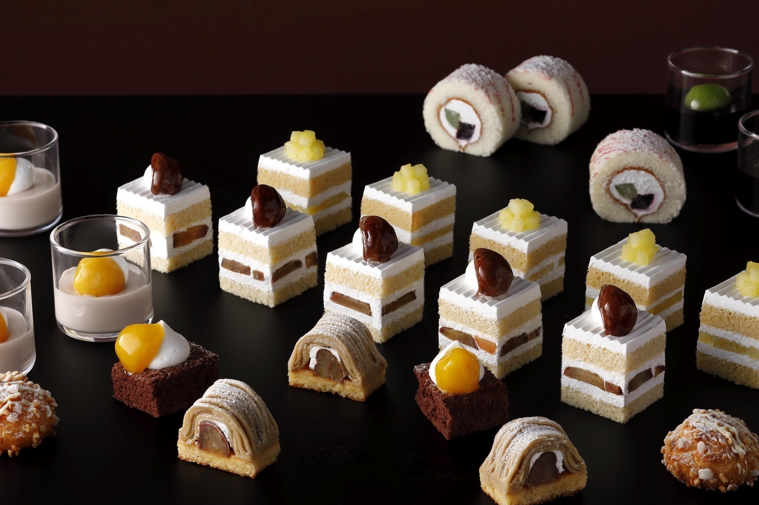 スイーツビュッフェ｜ホテルニューオータニ幕張“栗＆ぶどう尽くし”スイーツビュッフェ、「スーパーメロンショートケーキ」も