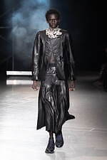 ヴィルドホワイレン 2025年春夏コレクション - 完全なる自分自身｜写真6