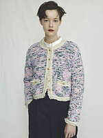 ミュベール24年秋冬ニットウェア、ポンポンが覆うツイードジャケット＆ペプラムカーディガン｜写真32