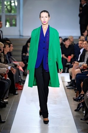 ジル・サンダーのクチュールライクな2011年春夏コレクション：ミラノ コレクション｜写真27