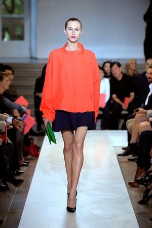 ジル・サンダーのクチュールライクな2011年春夏コレクション：ミラノ コレクション｜写真37