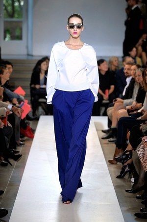 ジル・サンダーのクチュールライクな2011年春夏コレクション：ミラノ コレクション｜写真38