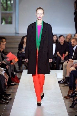 ジル・サンダーのクチュールライクな2011年春夏コレクション：ミラノ コレクション｜写真44