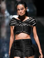 セイヴソン 2025年春夏コレクション - 現代社会の歪んだ現実を表現｜写真13