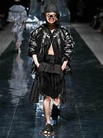 セイヴソン 2025年春夏コレクション - 現代社会の歪んだ現実を表現｜写真43