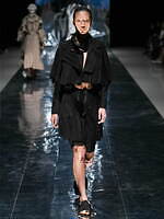 セイヴソン 2025年春夏コレクション - 現代社会の歪んだ現実を表現｜写真26