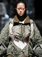 セイヴソン 2025年春夏コレクション - 現代社会の歪んだ現実を表現｜写真53