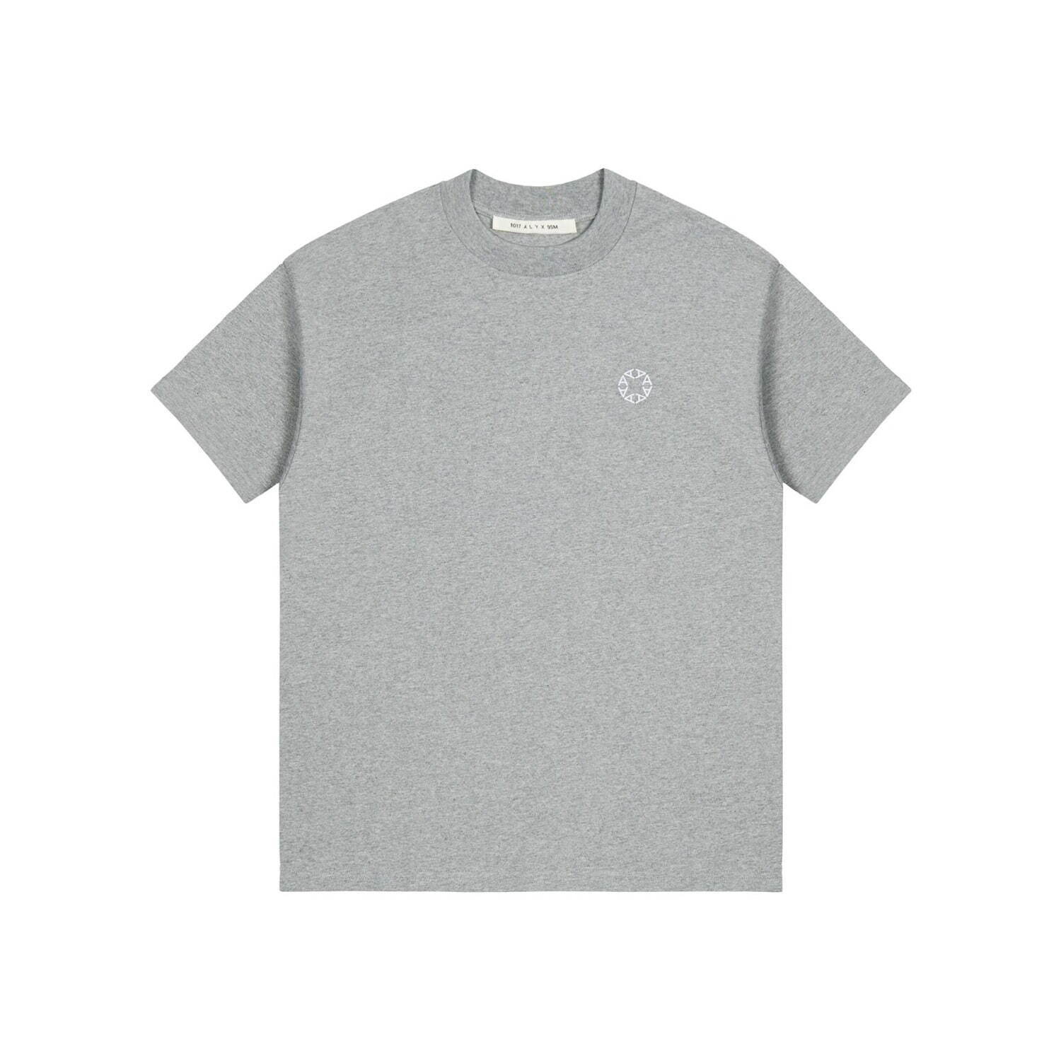 1017 アリクス 9SMのメンズTシャツやフーディー、落ち着いた“不均一”トーナルカラーで｜写真9