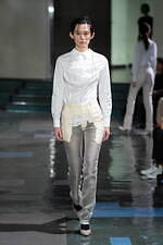 ピリングス 2025年春夏コレクション - そこにあるものに目を凝らして、古井由吉の作品に着想｜写真12