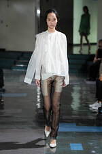 ピリングス 2025年春夏コレクション - そこにあるものに目を凝らして、古井由吉の作品に着想｜写真32