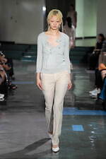 ピリングス 2025年春夏コレクション - そこにあるものに目を凝らして、古井由吉の作品に着想｜写真42