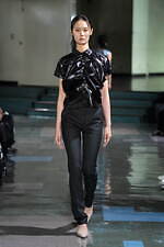 ピリングス 2025年春夏コレクション - そこにあるものに目を凝らして、古井由吉の作品に着想｜写真52