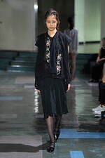 ピリングス 2025年春夏コレクション - そこにあるものに目を凝らして、古井由吉の作品に着想｜写真55