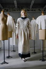 ミントデザインズ 2025年春夏コレクション - モノクロの世界に浮かび上がる創造力｜写真4