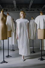 ミントデザインズ 2025年春夏コレクション - モノクロの世界に浮かび上がる創造力｜写真12