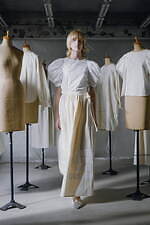 ミントデザインズ 2025年春夏コレクション - モノクロの世界に浮かび上がる創造力｜写真18