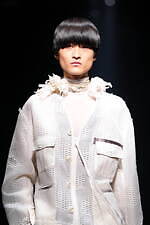 ヘオース 2025年春夏コレクション - 戦禍の絶望に見る悪夢｜写真7