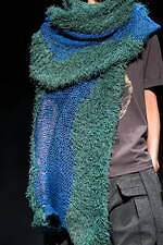 ヘオース 2025年春夏コレクション - 戦禍の絶望に見る悪夢｜写真17