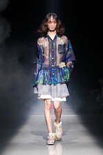 ヘオース 2025年春夏コレクション - 戦禍の絶望に見る悪夢｜写真27