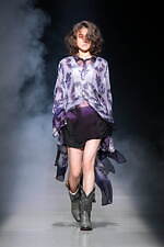 ヘオース 2025年春夏コレクション - 戦禍の絶望に見る悪夢｜写真31