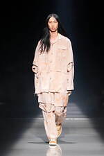 ヘオース 2025年春夏コレクション - 戦禍の絶望に見る悪夢｜写真39