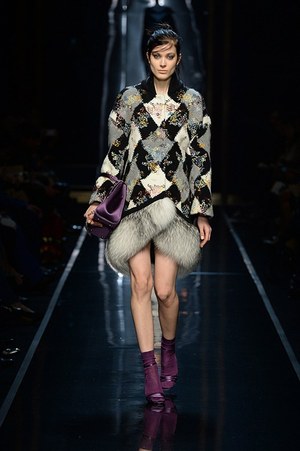 エルマンノ シェルヴィーノ(ERMANNO SCERVINO) 2014-15年秋冬ウィメンズコレクション  - 写真30