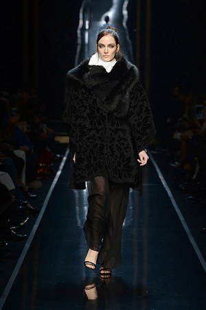 エルマンノ シェルヴィーノ(ERMANNO SCERVINO) 2014-15年秋冬ウィメンズコレクション  - 写真36