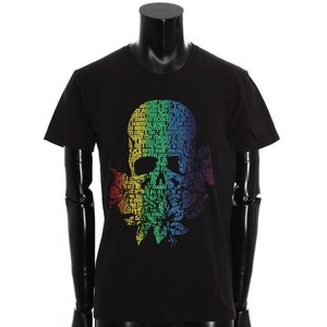 ロエン×HYDE、ロックなコラボTシャツ登場！背中にHYDE自身の羽根タトゥーをプリント｜写真2