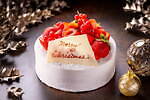 プルマン東京田町24年クリスマスケーキ、深紅の“薔薇チョコ”ケーキ＆贅沢いちごのショート｜写真7