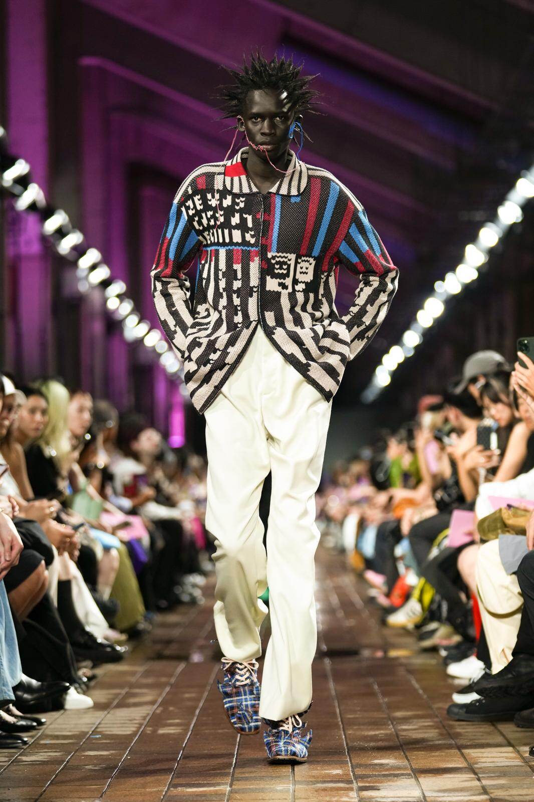 アンリアレイジ オム(anrealage homme) 2025年春夏メンズコレクション  - 写真24