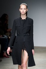 ニコラ・アンドレア・タラリス（NICORAS ANDREAS TARALIS）、2011年春夏コレクション - パリ・ファッション・ウィーク｜写真18