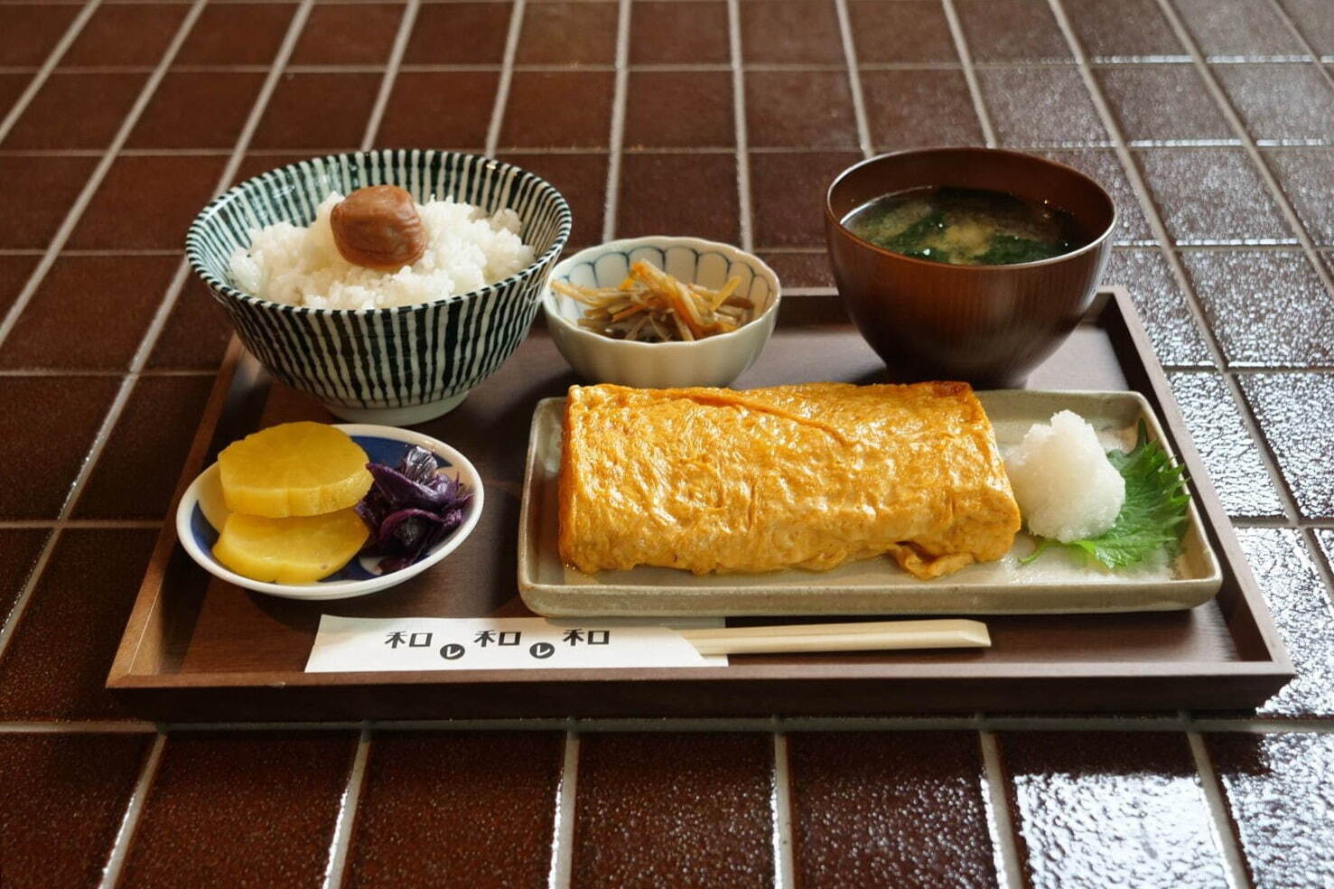 どんぶり｜「パンとエスプレッソと」の和定食カフェ「和レ和レ和」京都・嵐山に、“ふわふわ”だし巻き定食＆うどん