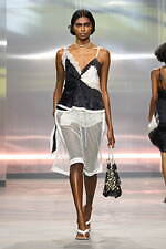 3.1 フィリップ リム 2025年春夏コレクション - “あの頃の喜び”、20周年を祝して｜写真41