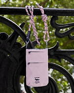 メゾン キツネ×トポロジー“パリの街並み”着想ミニバッグ、カスタムできるロープストラップも｜写真4