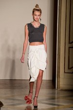 アルビーノ(ALBINO)　2010年春夏コレクション　ミラノ・ファッション・ウィーク｜写真9