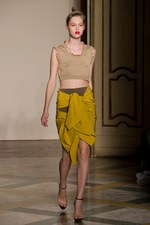 アルビーノ(ALBINO)　2010年春夏コレクション　ミラノ・ファッション・ウィーク｜写真13