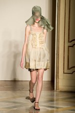 アルビーノ(ALBINO)　2010年春夏コレクション　ミラノ・ファッション・ウィーク｜写真29