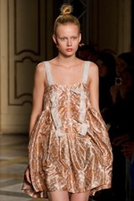 アルビーノ(ALBINO)　2010年春夏コレクション　ミラノ・ファッション・ウィーク｜写真34