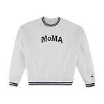 チャンピオンのMoMAデザインストア限定“Mロゴ”ジャケットや