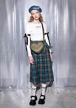 ミルク24年秋、“ちょっぴり悪”なスクールガール風ライダースジャケット＆レトロワンピース｜写真1