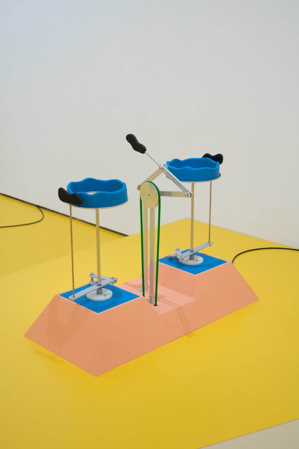 ［参考図版］ 小林椋 《亀はニェフスのイゥユのように前足を石にのばすと》 2022年