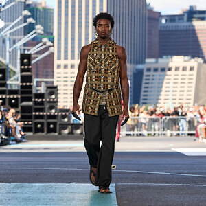 オフ-ホワイト (OFF-WHITE) 2025年春夏ウィメンズ&メンズコレクション  - 写真23