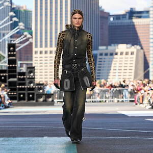 オフ-ホワイト (OFF-WHITE) 2025年春夏ウィメンズ&メンズコレクション  - 写真24