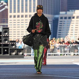 オフ-ホワイト (OFF-WHITE) 2025年春夏ウィメンズ&メンズコレクション  - 写真26