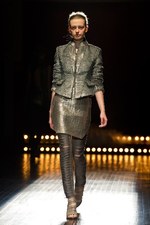 A.F.ヴァンデヴォーストのグラマラス＆パワフルな春夏コレクション：パリ・ファッション・ウィーク｜写真10