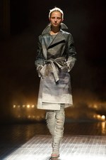 A.F.ヴァンデヴォーストのグラマラス＆パワフルな春夏コレクション：パリ・ファッション・ウィーク｜写真28