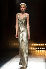 A.F.ヴァンデヴォーストのグラマラス＆パワフルな春夏コレクション：パリ・ファッション・ウィーク｜写真34