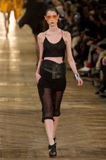 細長のシルエットが印象的！ダミール ドマ、2シーズン目のウィメンズ・コレクション：パリ・ファッション・ウィーク｜写真10